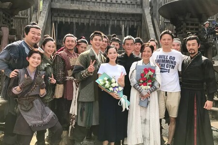 《寻秦记》：不是完美电影，却是完美的青春告别礼