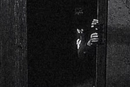 《零：红蝶 重制版》全新短片公开：无声无息 缝隙之中